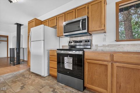Tiny photo for 7065 Monte Vista Court, Eagle Point, OR 97524 (MLS # 220223829)