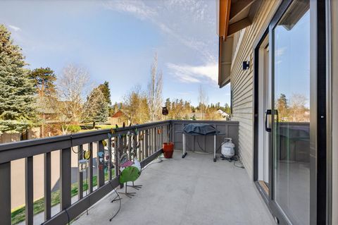 Tiny photo for 370 S Pine Meadow Street, Sisters, OR 97759 (MLS # 220219438)
