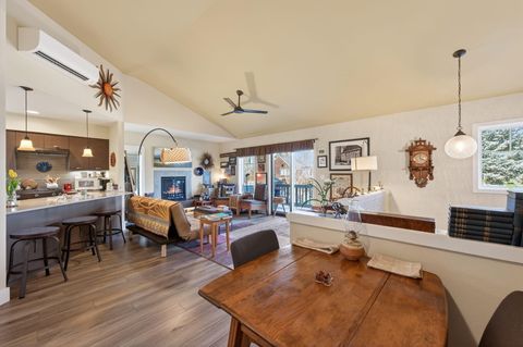 Tiny photo for 370 S Pine Meadow Street, Sisters, OR 97759 (MLS # 220219438)