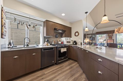 Tiny photo for 370 S Pine Meadow Street, Sisters, OR 97759 (MLS # 220219438)