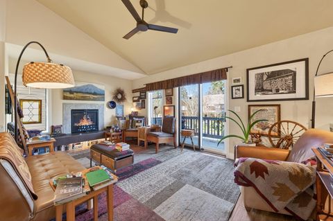 Tiny photo for 370 S Pine Meadow Street, Sisters, OR 97759 (MLS # 220219438)