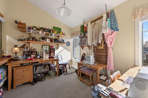 Tiny photo for 370 S Pine Meadow Street, Sisters, OR 97759 (MLS # 220219438)