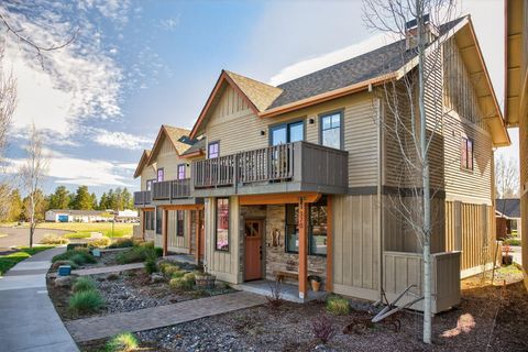 Tiny photo for 370 S Pine Meadow Street, Sisters, OR 97759 (MLS # 220219438)