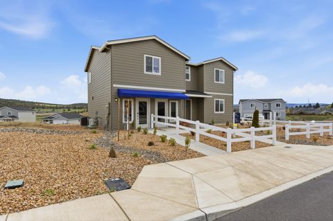 Tiny photo for 1088 NE Cobbleridge Loop NE, Prineville, OR 97754 (MLS # 220219391)