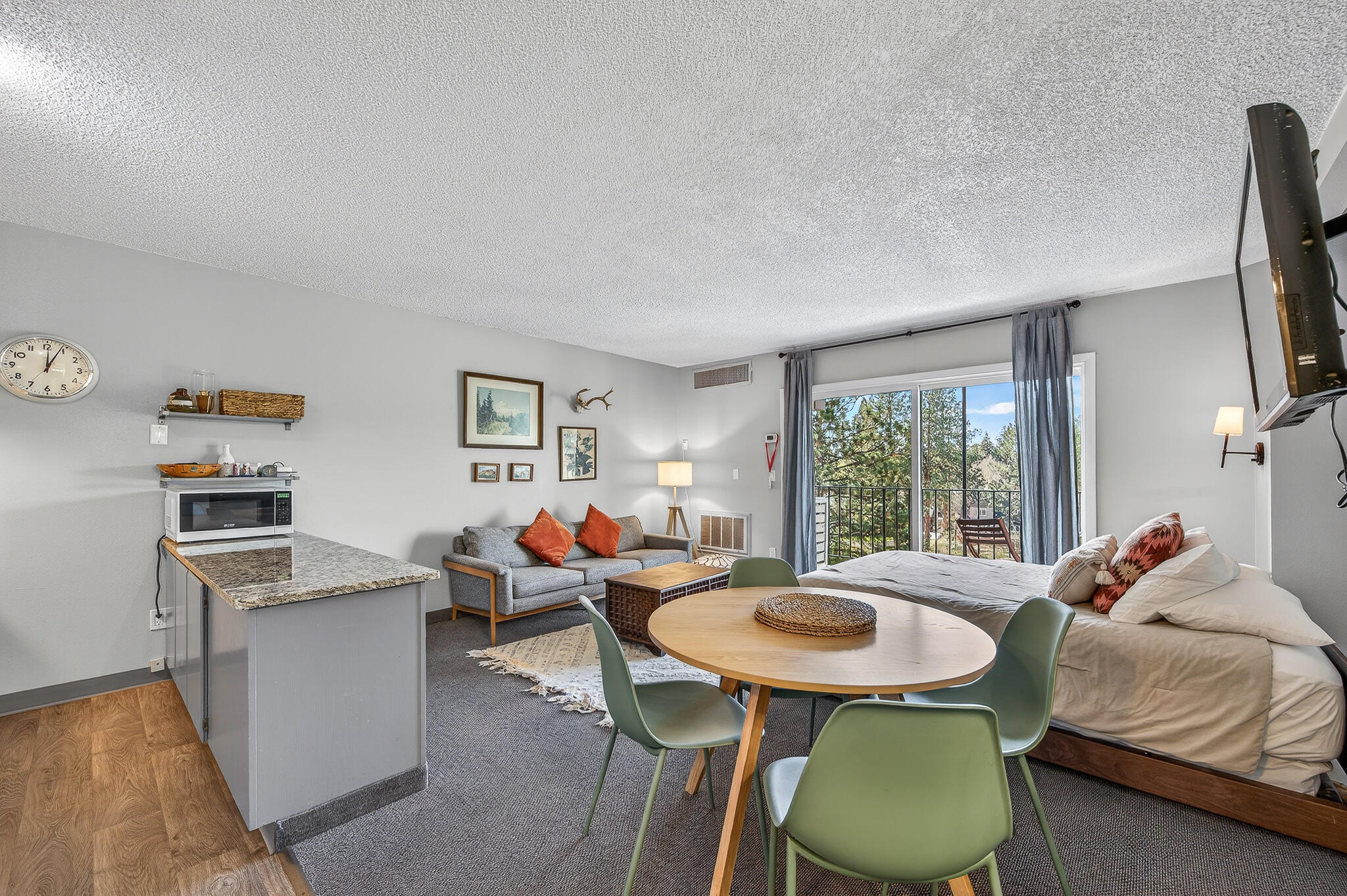 1565 NW Wall Street 327-328