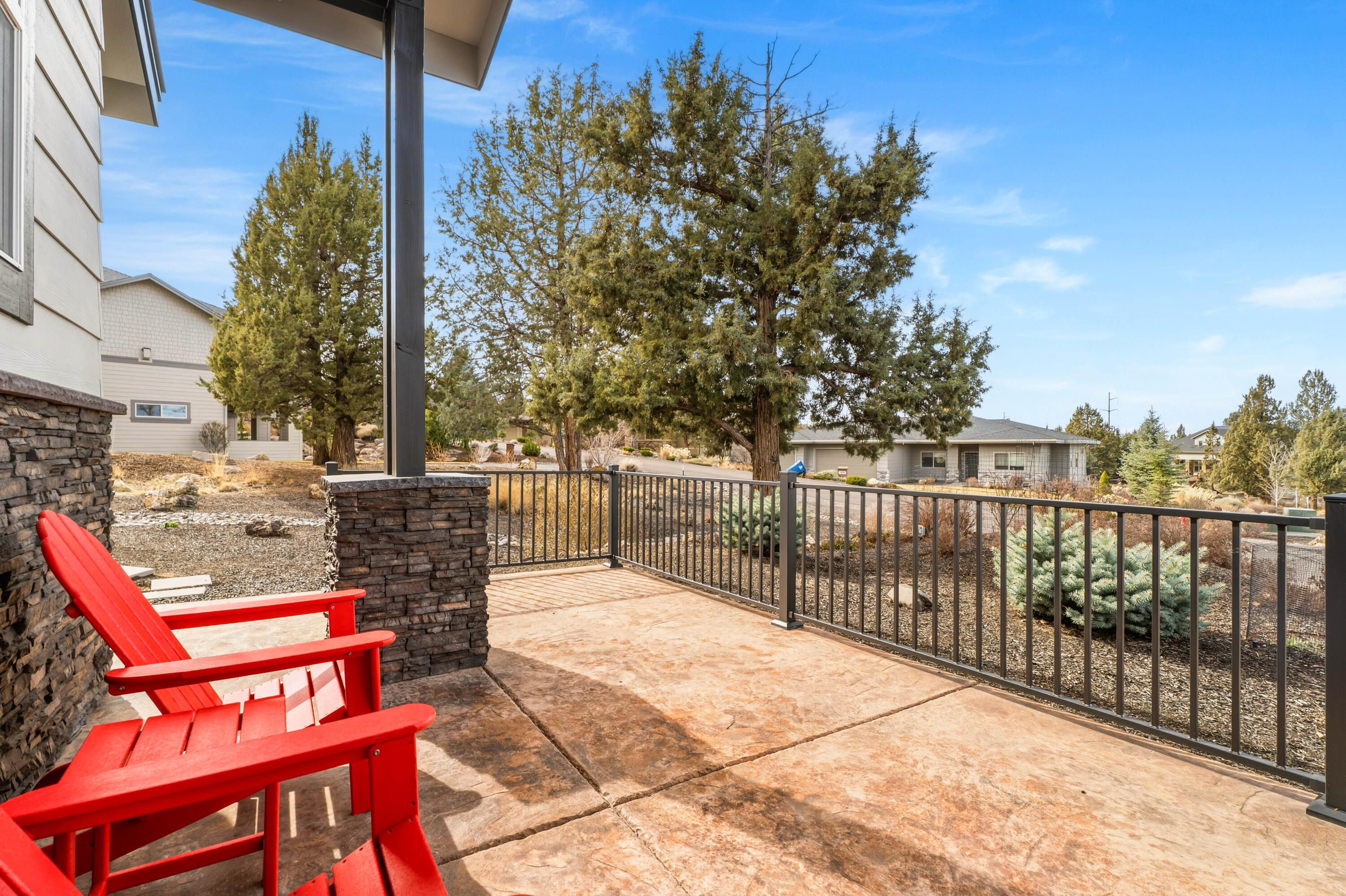 1203 Highland View Loop