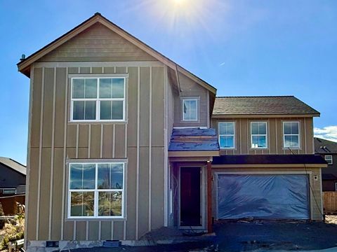Photo of 21428 SE Krakatoa Court #Lot 99, Bend, OR 97702 (MLS # 220210647)