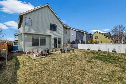 Tiny photo for 964 SW 25th Lane, Redmond, OR 97756 (MLS # 220217157)