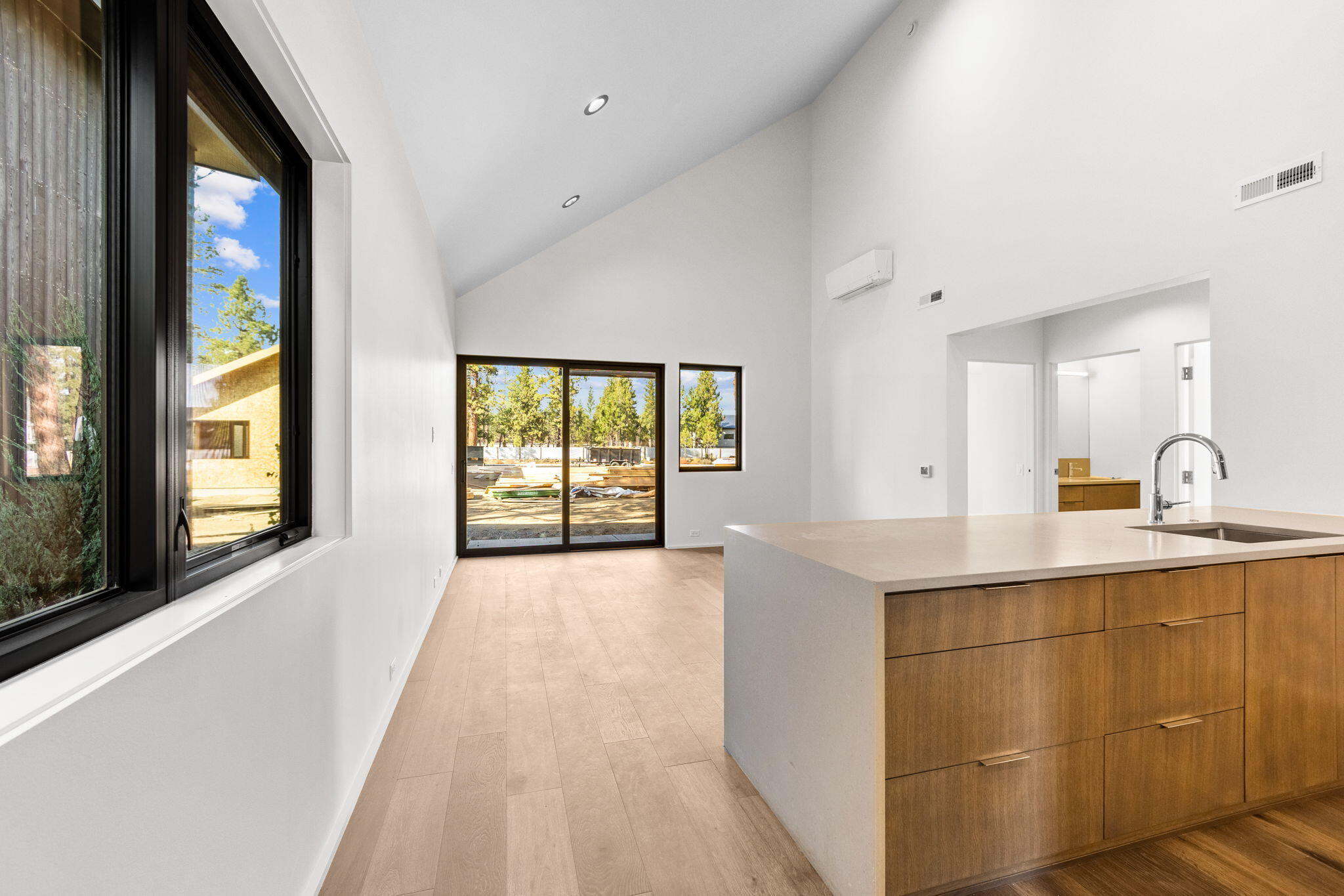 Sisters Woodlands - Residential