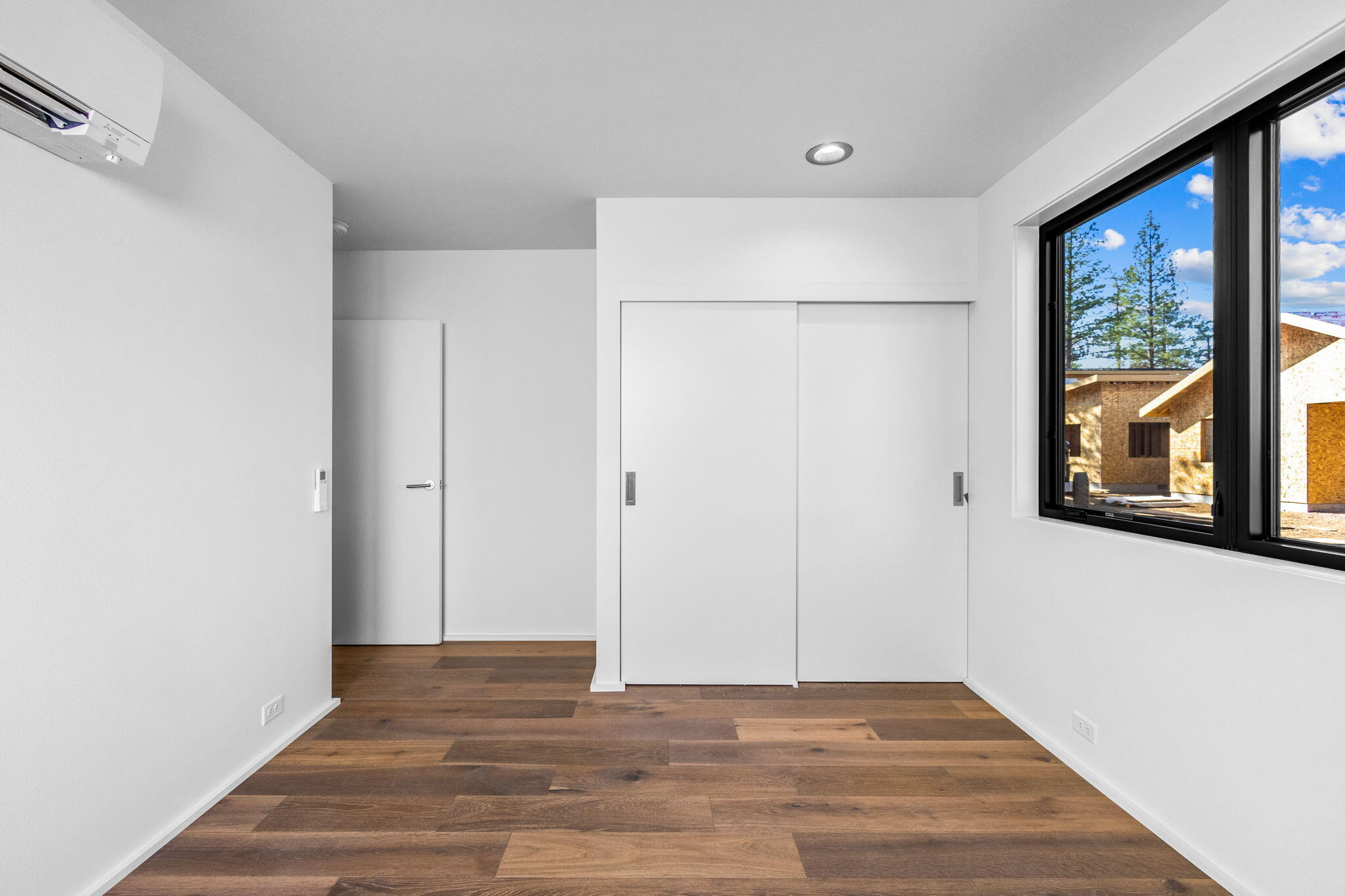 Sisters Woodlands - Residential