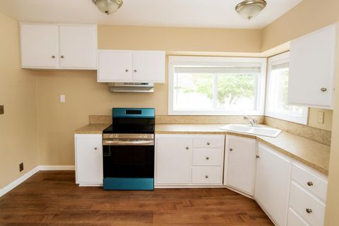 Tiny photo for 2868 Woodland Park Road, Grants Pass, OR 97527 (MLS # 220216869)