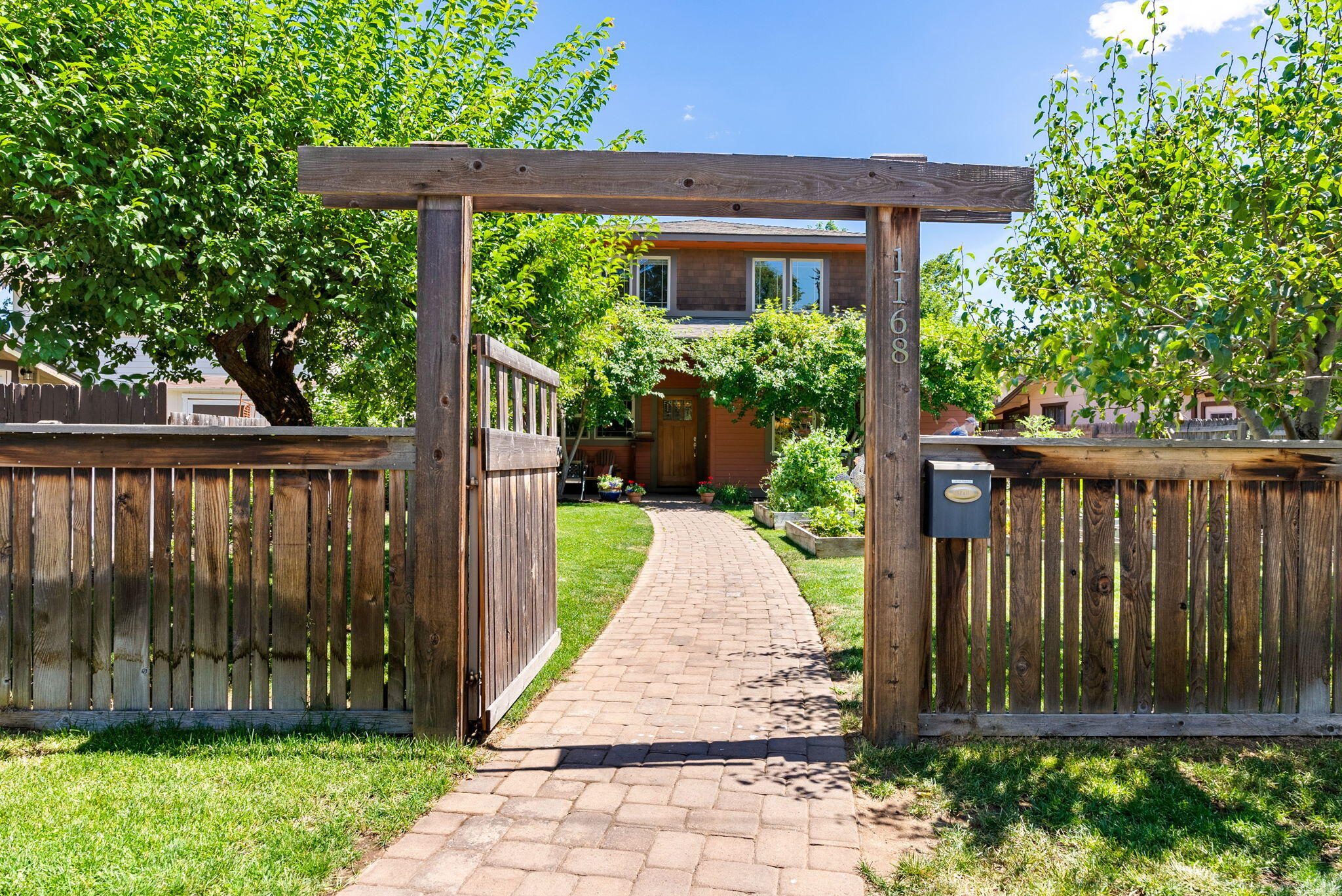 Boulevard - Residential