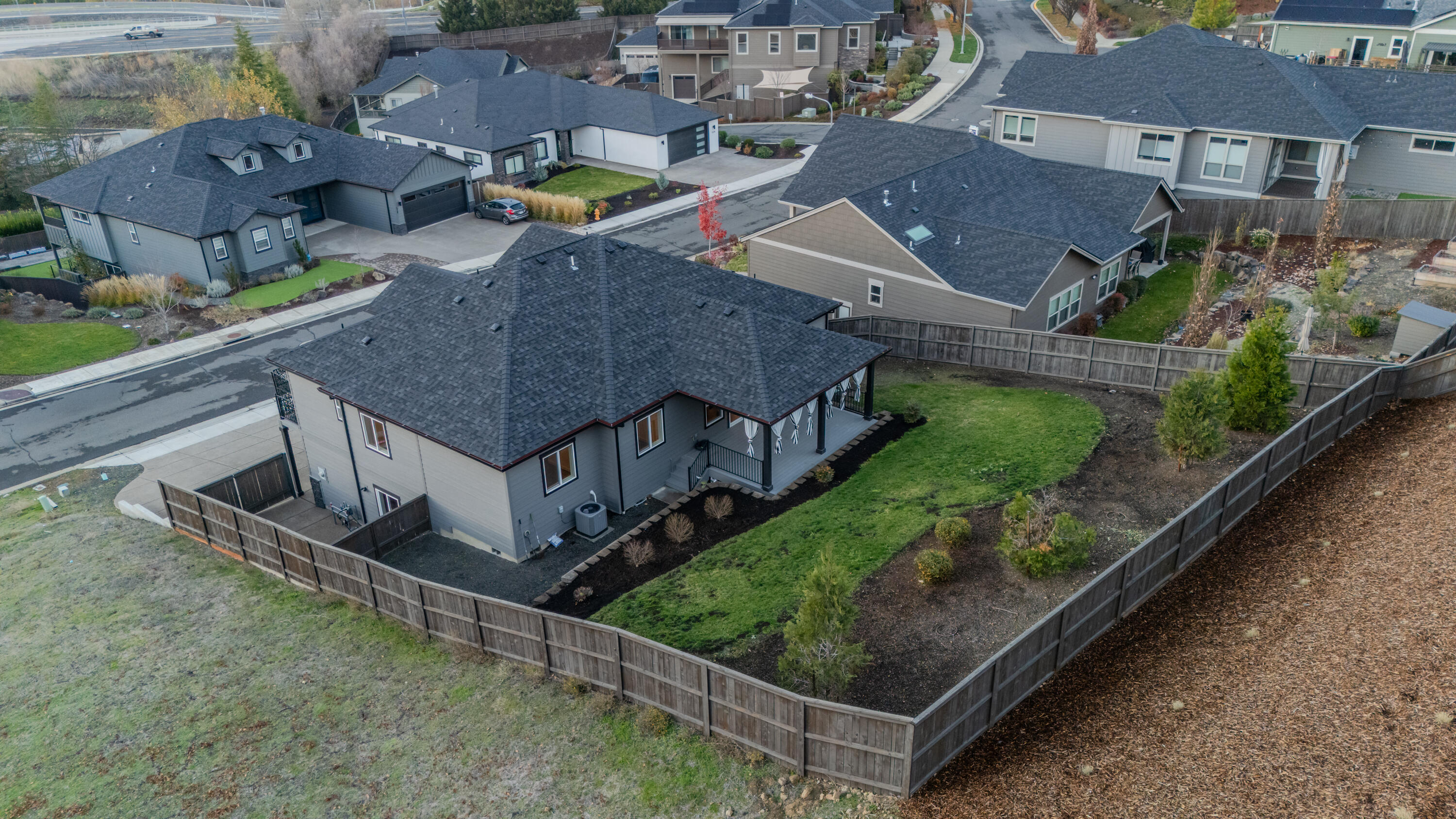 Bella Vista Heights Phases 1 & 2 - Residential