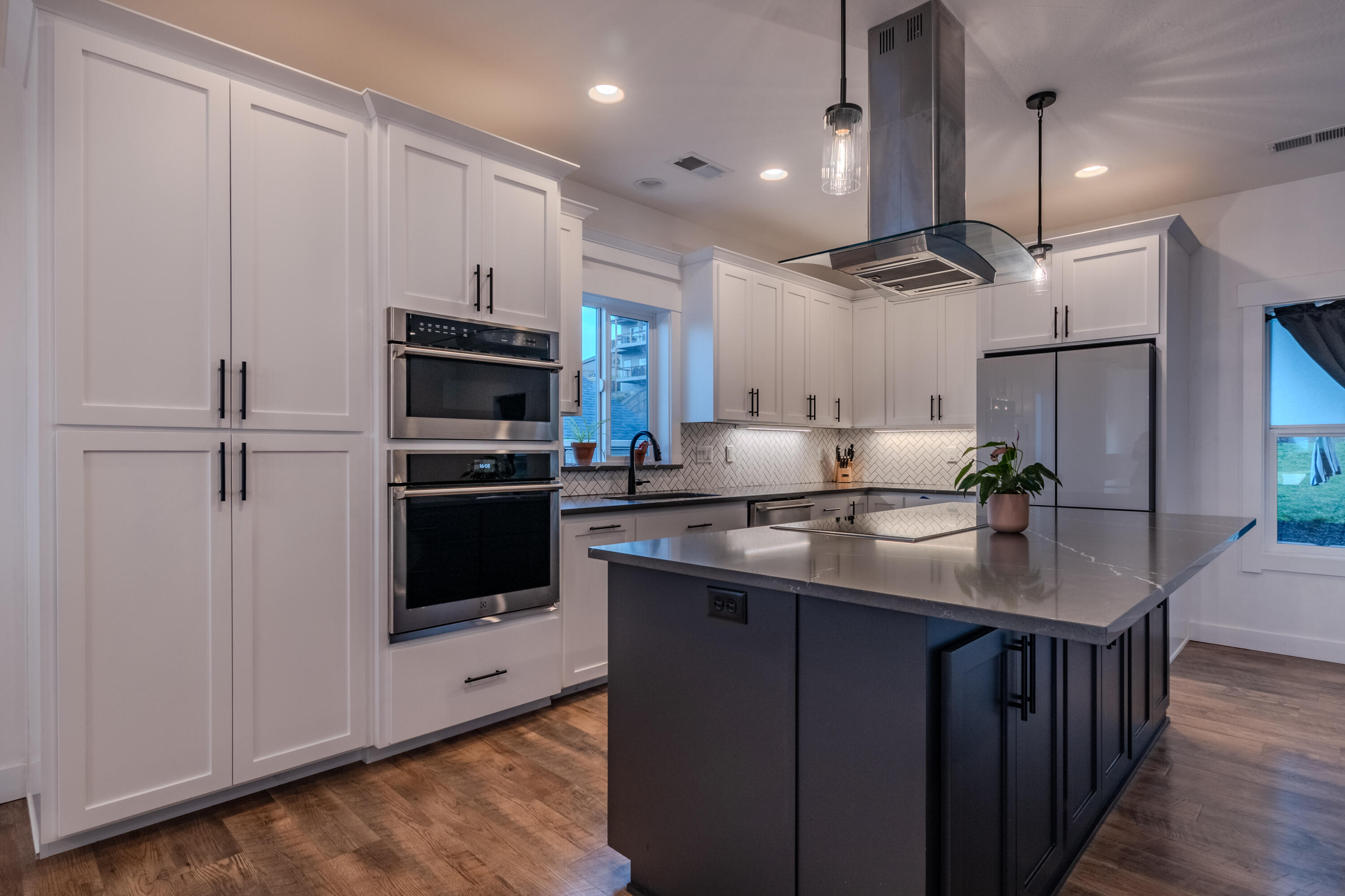 Bella Vista Heights Phases 1 & 2 - Residential