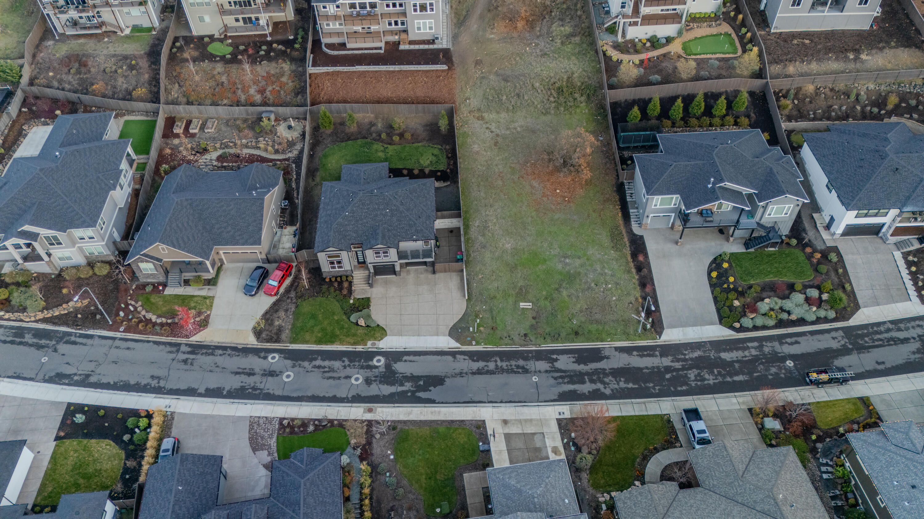 Bella Vista Heights Phases 1 & 2 - Residential