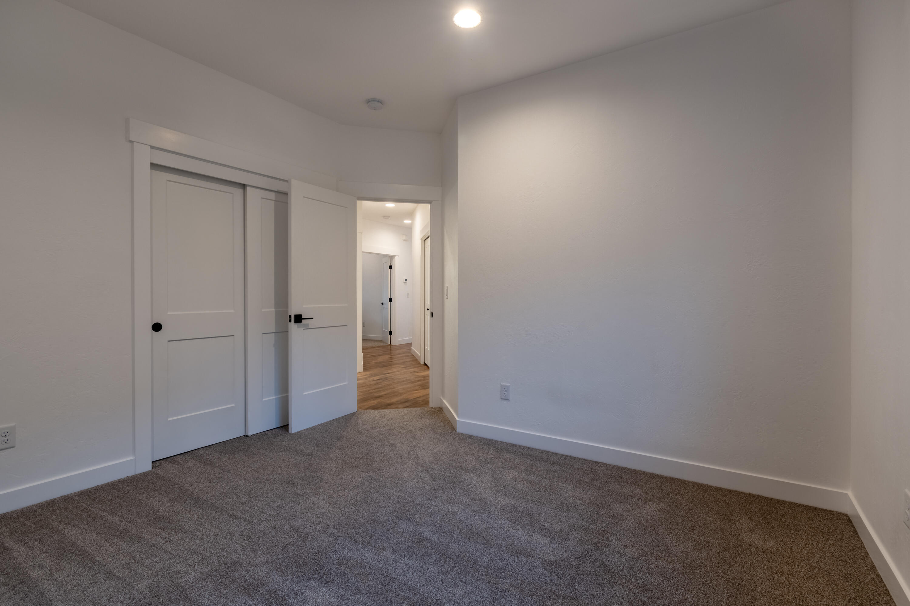 Bella Vista Heights Phases 1 & 2 - Residential