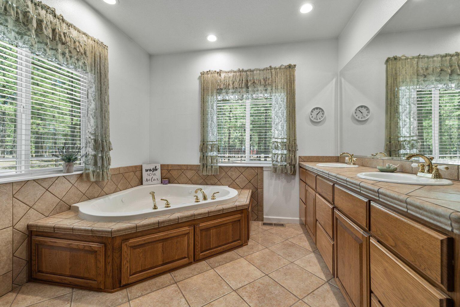 Ponderosa Pines - Residential