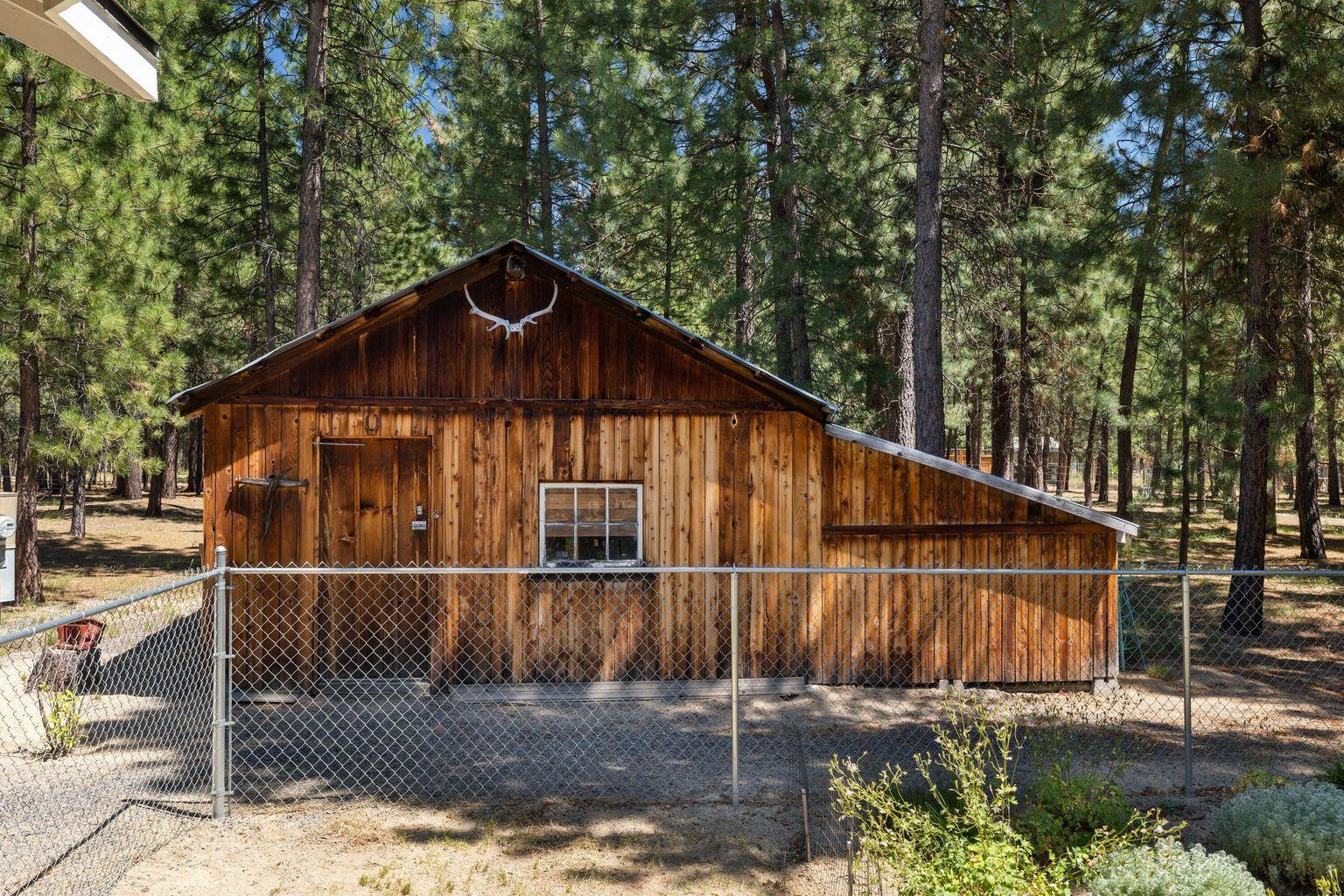 Ponderosa Pines - Residential