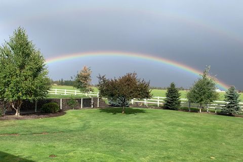 Tiny photo for 61416 Cougar Trail, Bend, OR 97701 (MLS # 220210435)