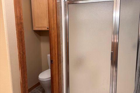 Tiny photo for 61416 Cougar Trail, Bend, OR 97701 (MLS # 220210435)