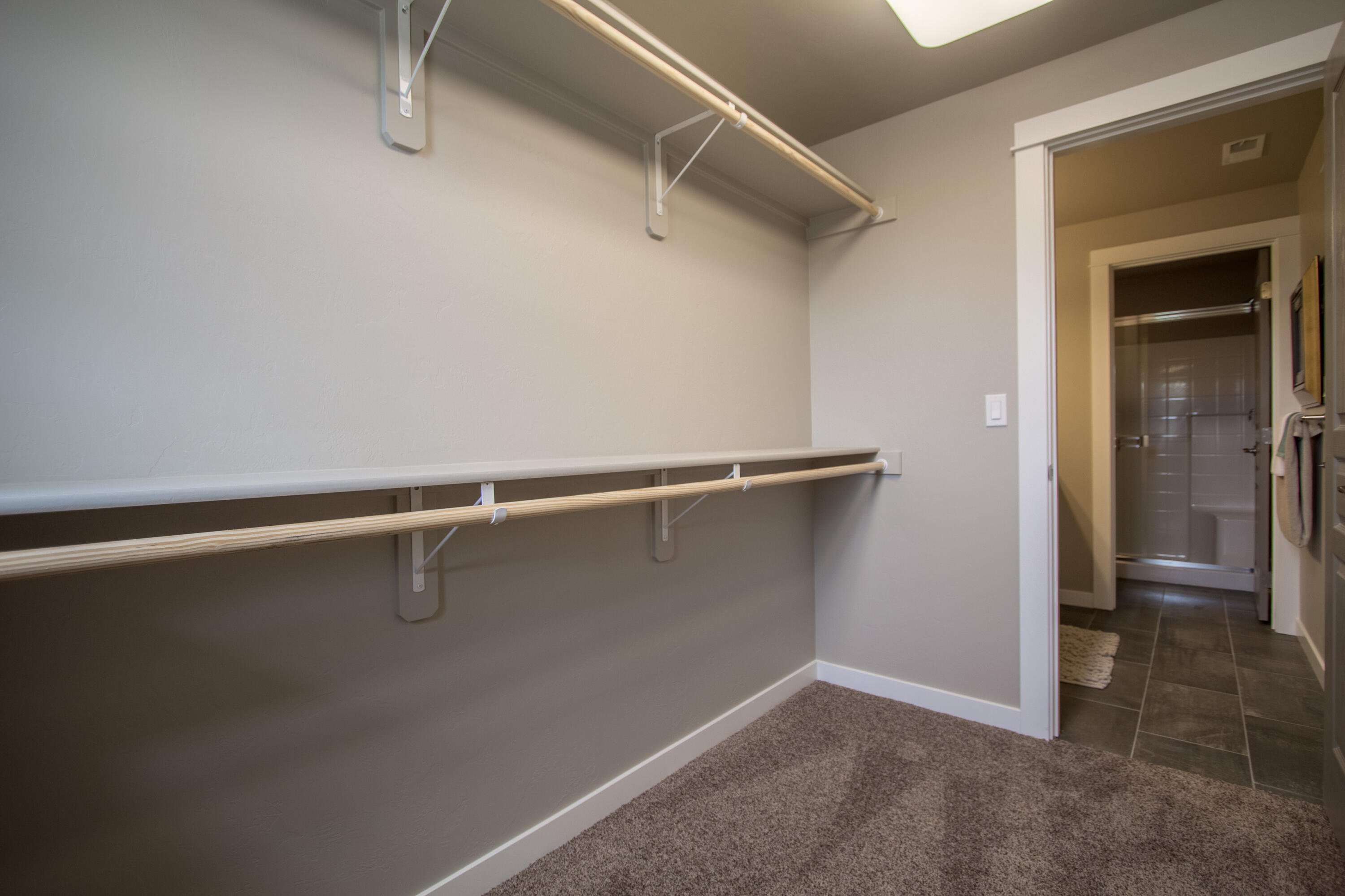 Mckenzie Meadow Vill - Residential