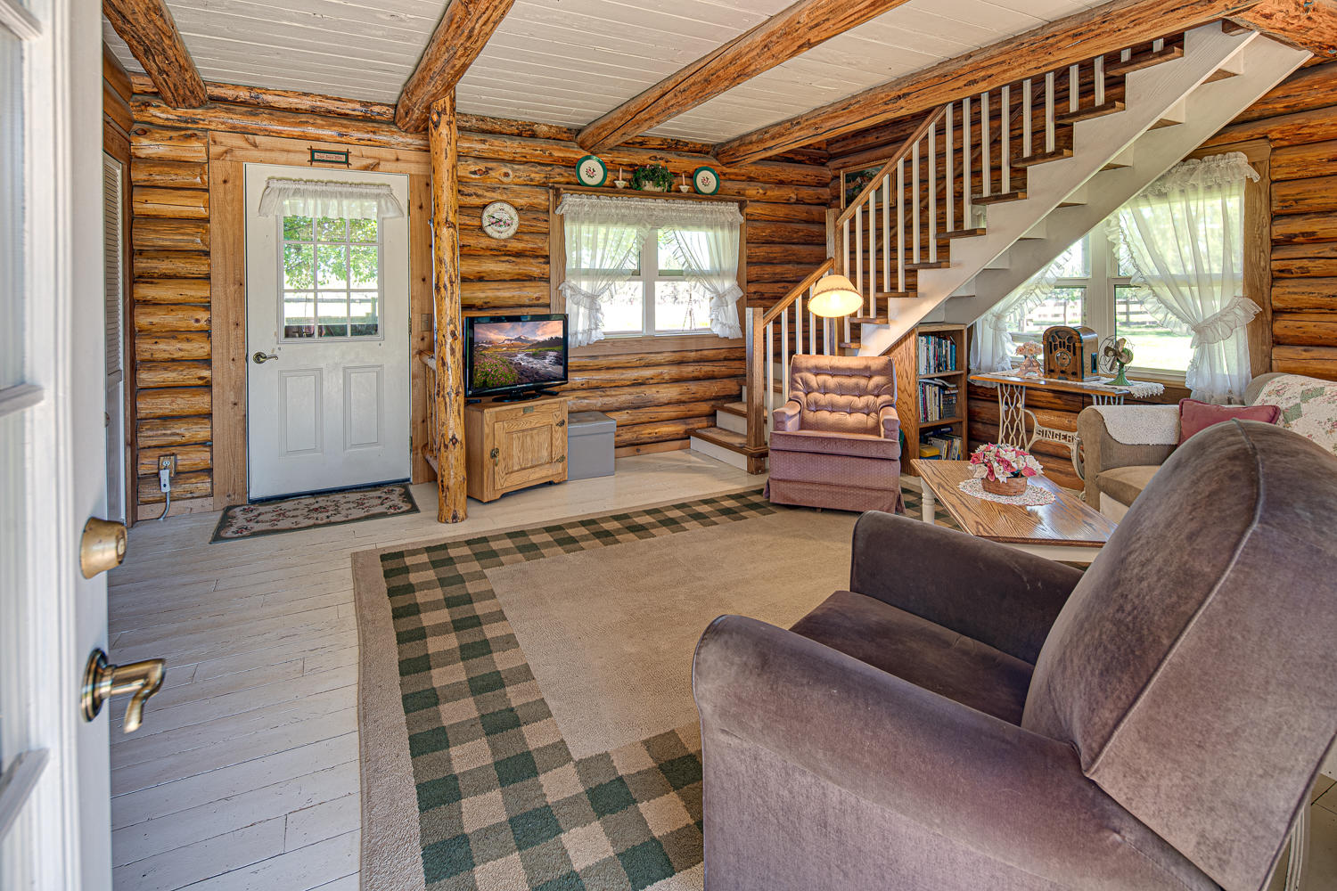 9 View Estate - Residential