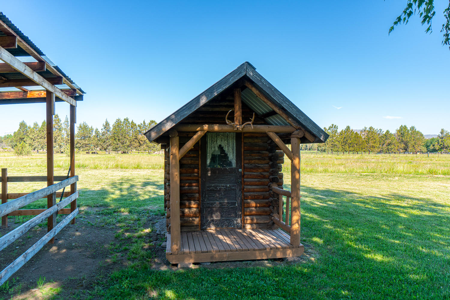 9 View Estate - Residential