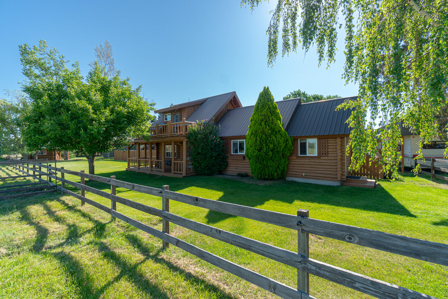 9 View Estate - Residential