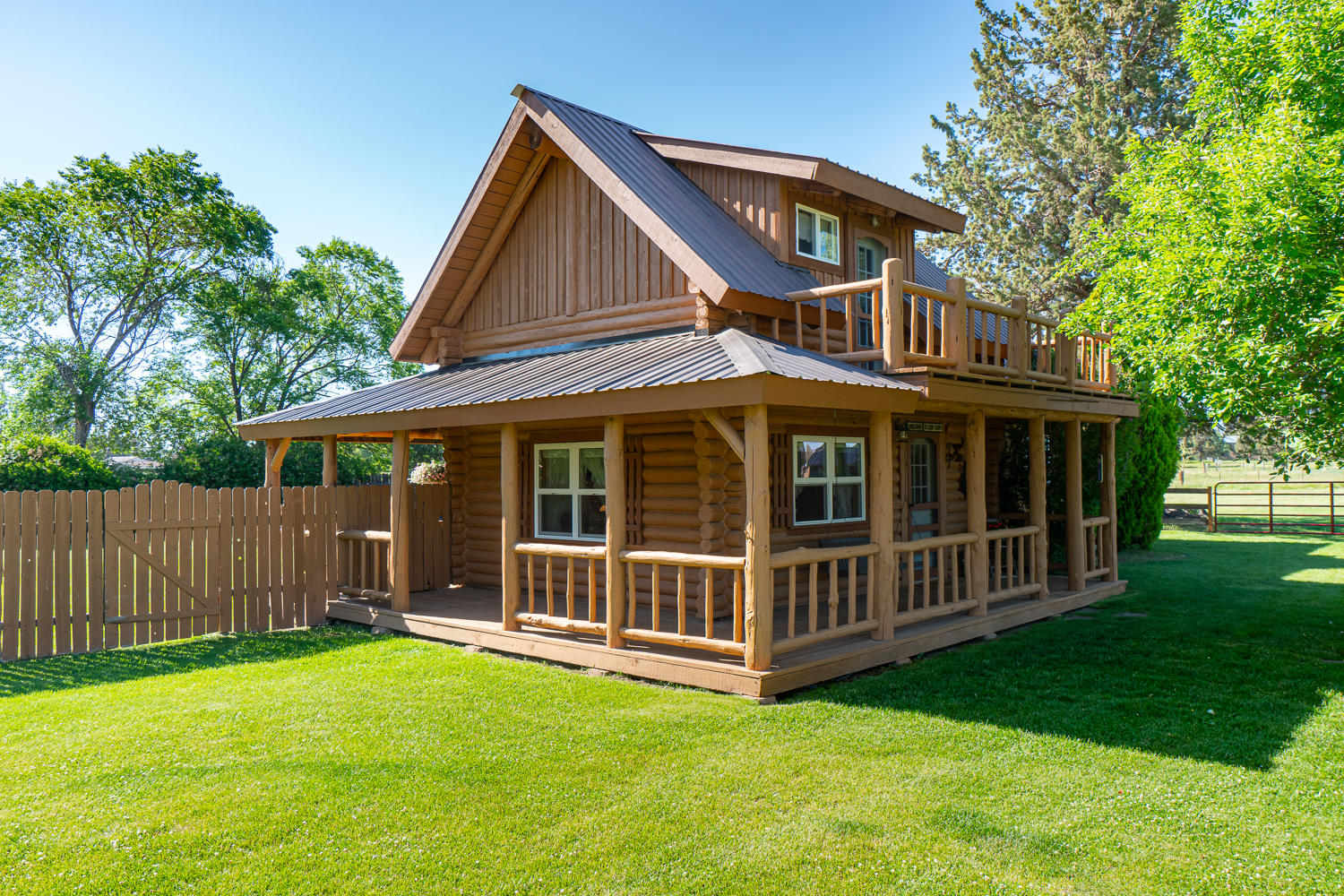 9 View Estate - Residential