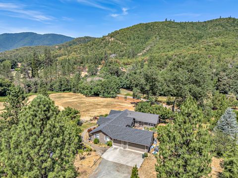 Tiny photo for 1775 Wards Creek Road, Rogue River, OR 97537 (MLS # 220217238)