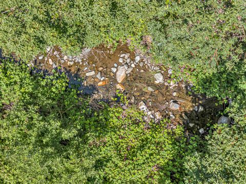 Tiny photo for 1775 Wards Creek Road, Rogue River, OR 97537 (MLS # 220217238)