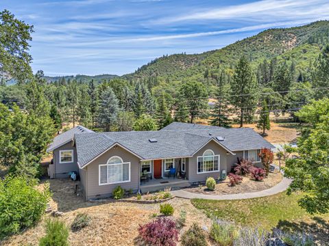 Tiny photo for 1775 Wards Creek Road, Rogue River, OR 97537 (MLS # 220217238)