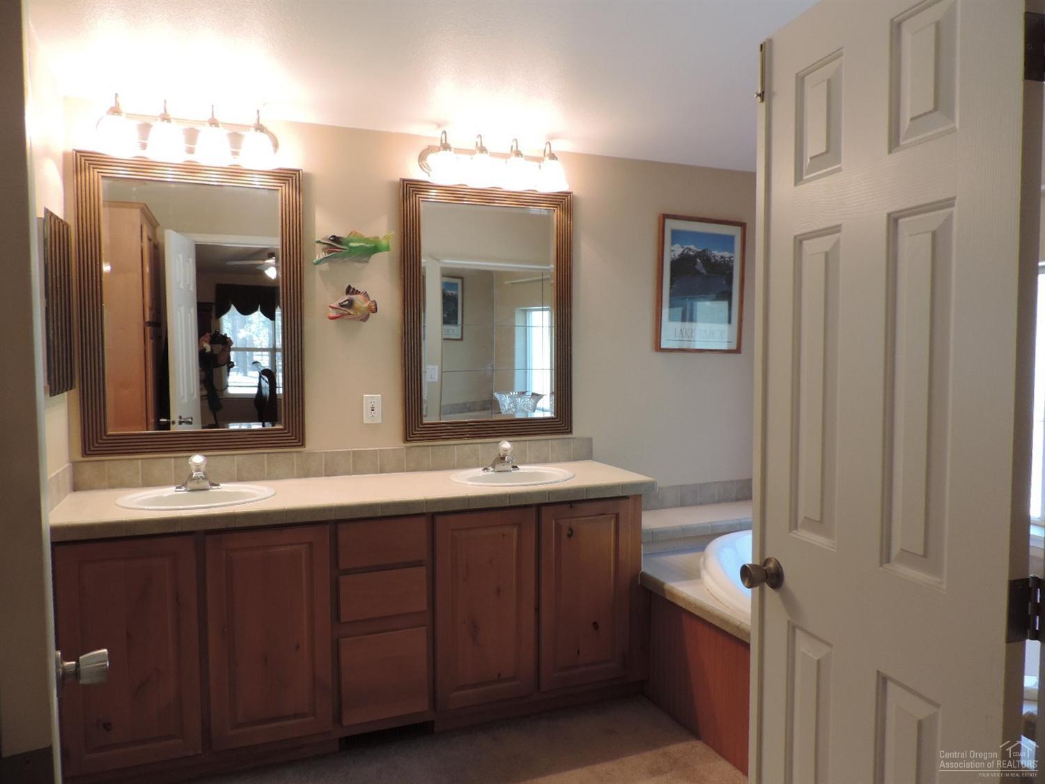 Ponderosa Pines - Residential