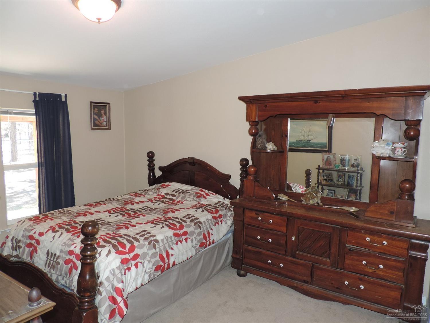 Ponderosa Pines - Residential