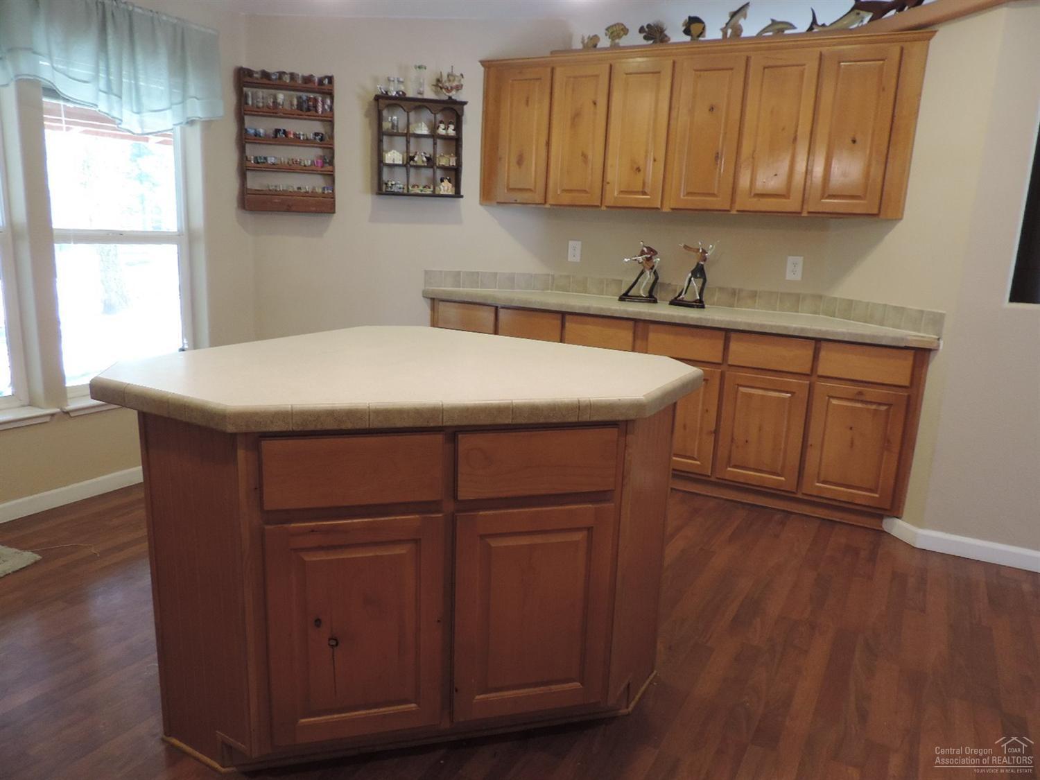 Ponderosa Pines - Residential