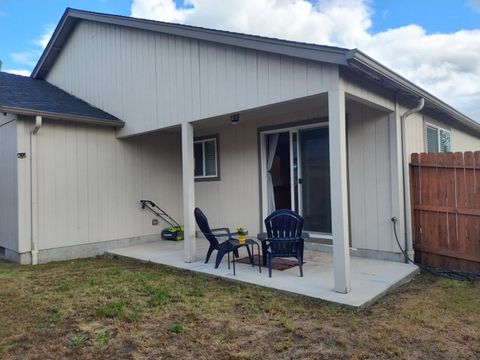 Tiny photo for 3577 Yah Way, White City, OR 97503 (MLS # 220219256)