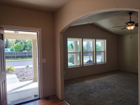 Tiny photo for 3577 Yah Way, White City, OR 97503 (MLS # 220219256)