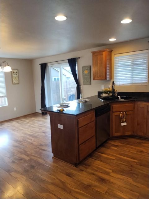 Tiny photo for 3577 Yah Way, White City, OR 97503 (MLS # 220219256)
