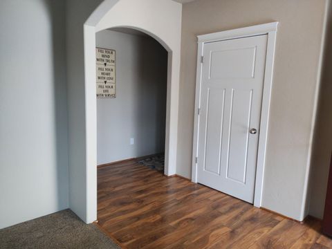 Tiny photo for 3577 Yah Way, White City, OR 97503 (MLS # 220219256)