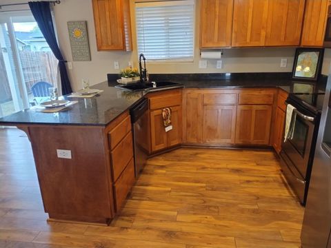 Tiny photo for 3577 Yah Way, White City, OR 97503 (MLS # 220219256)