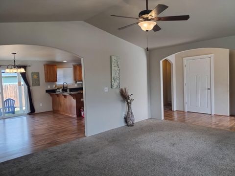Tiny photo for 3577 Yah Way, White City, OR 97503 (MLS # 220219256)