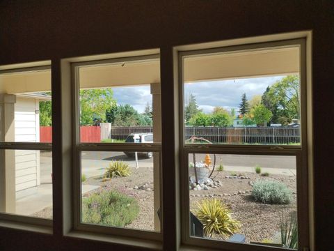 Tiny photo for 3577 Yah Way, White City, OR 97503 (MLS # 220219256)