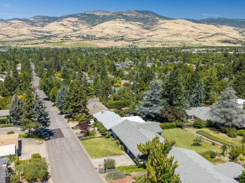 Tiny photo for 1150 Hillview Drive, Ashland, OR 97520 (MLS # 220224605)