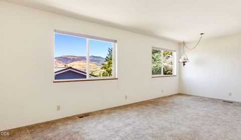 Tiny photo for 1150 Hillview Drive, Ashland, OR 97520 (MLS # 220224605)