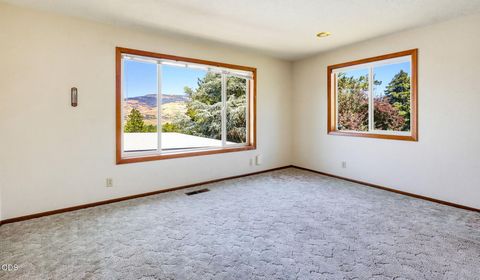 Tiny photo for 1150 Hillview Drive, Ashland, OR 97520 (MLS # 220224605)