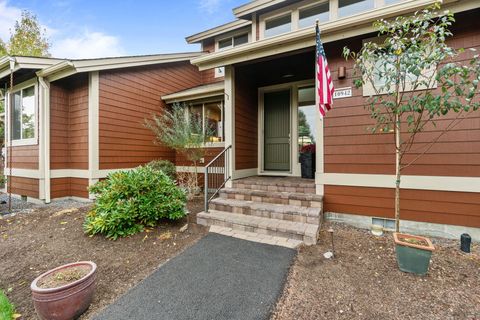 10942 Village Loop Redmond OR 97756