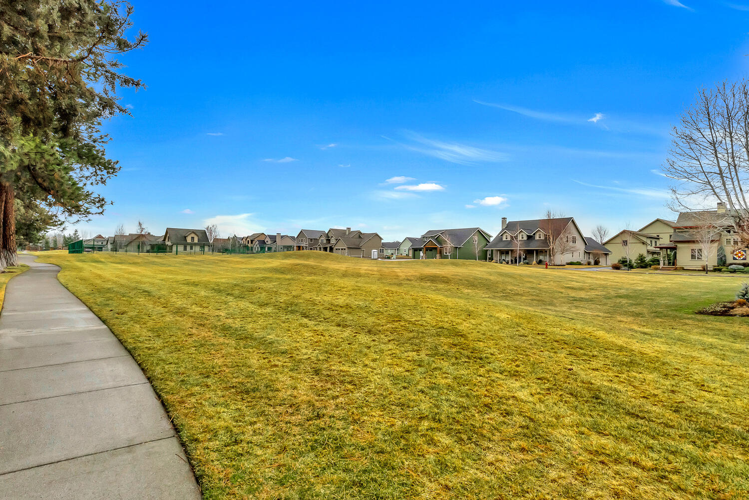 Pine Meadow Vill - Residential