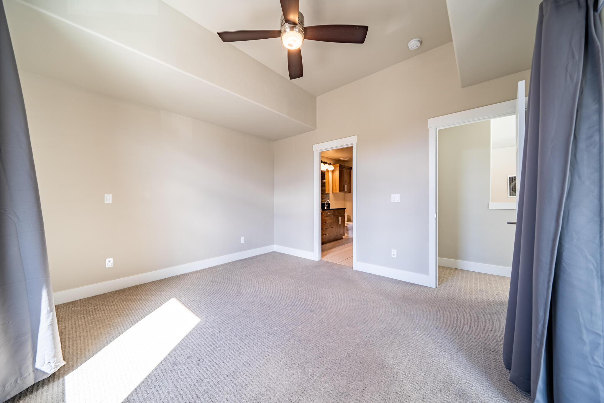 Riverwalk - Residential