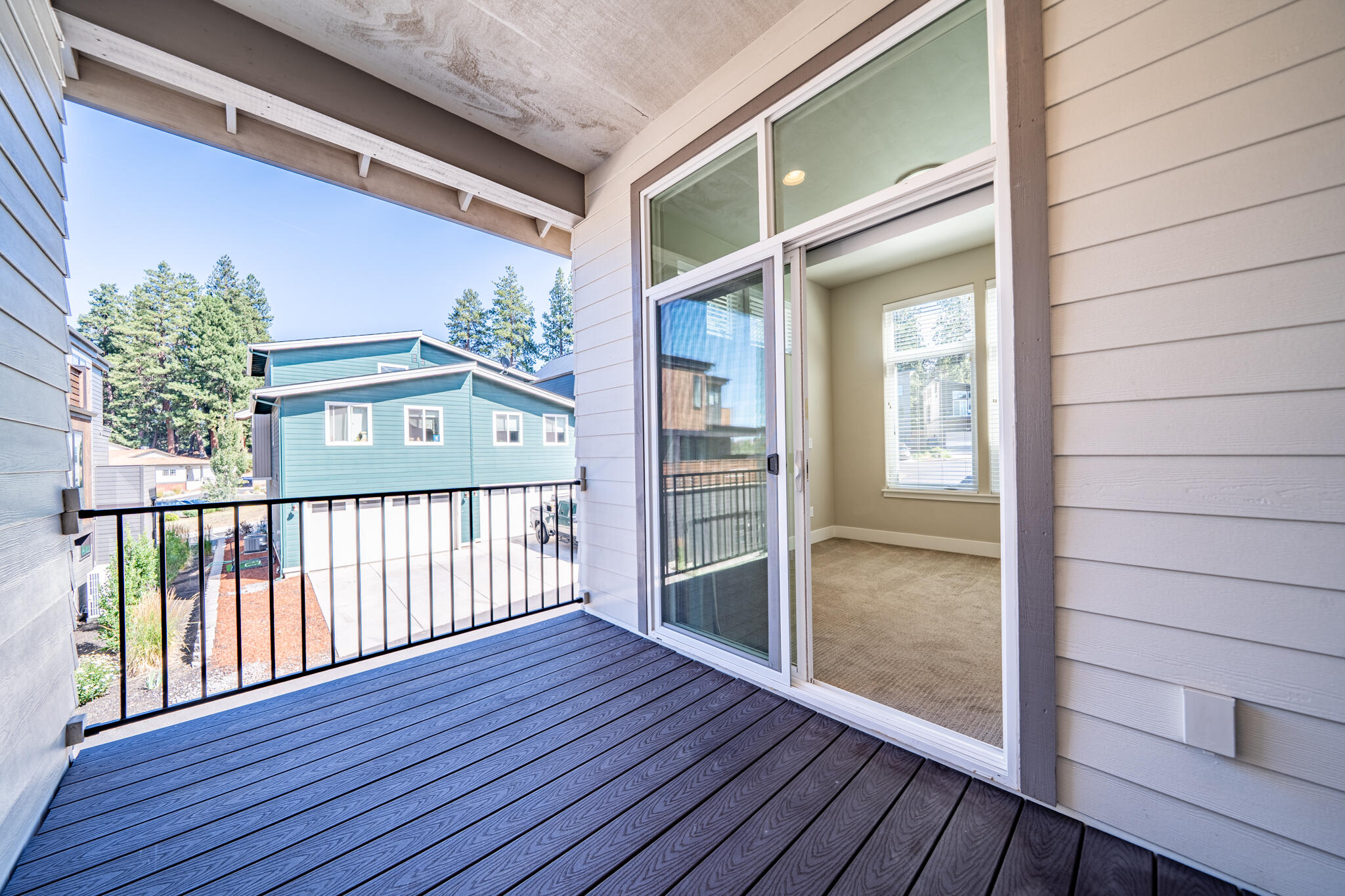 Riverwalk - Residential