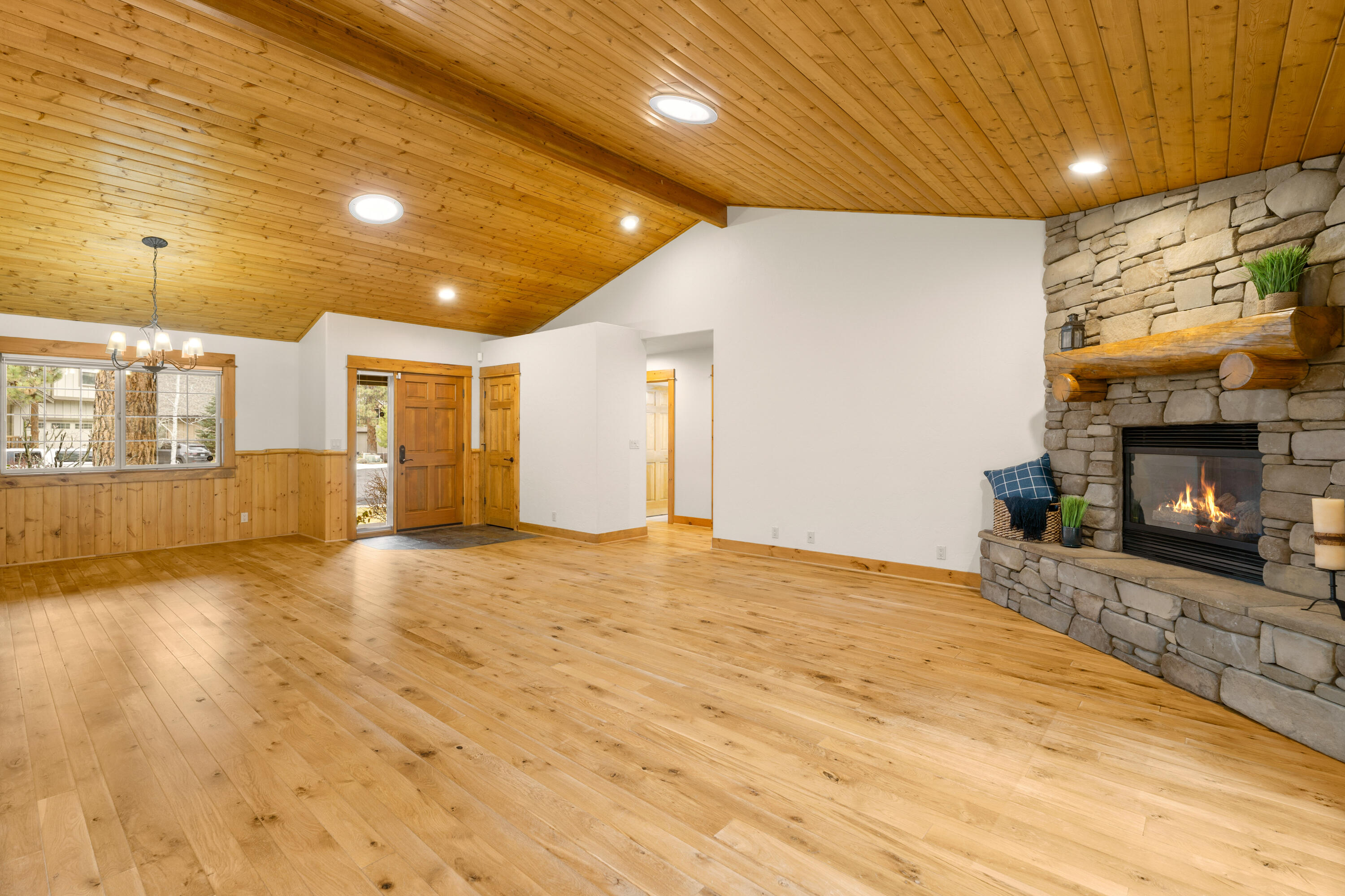 60908 Crested Butte Lane